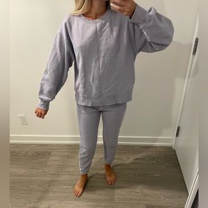 Aritzia TNA sweatsuit